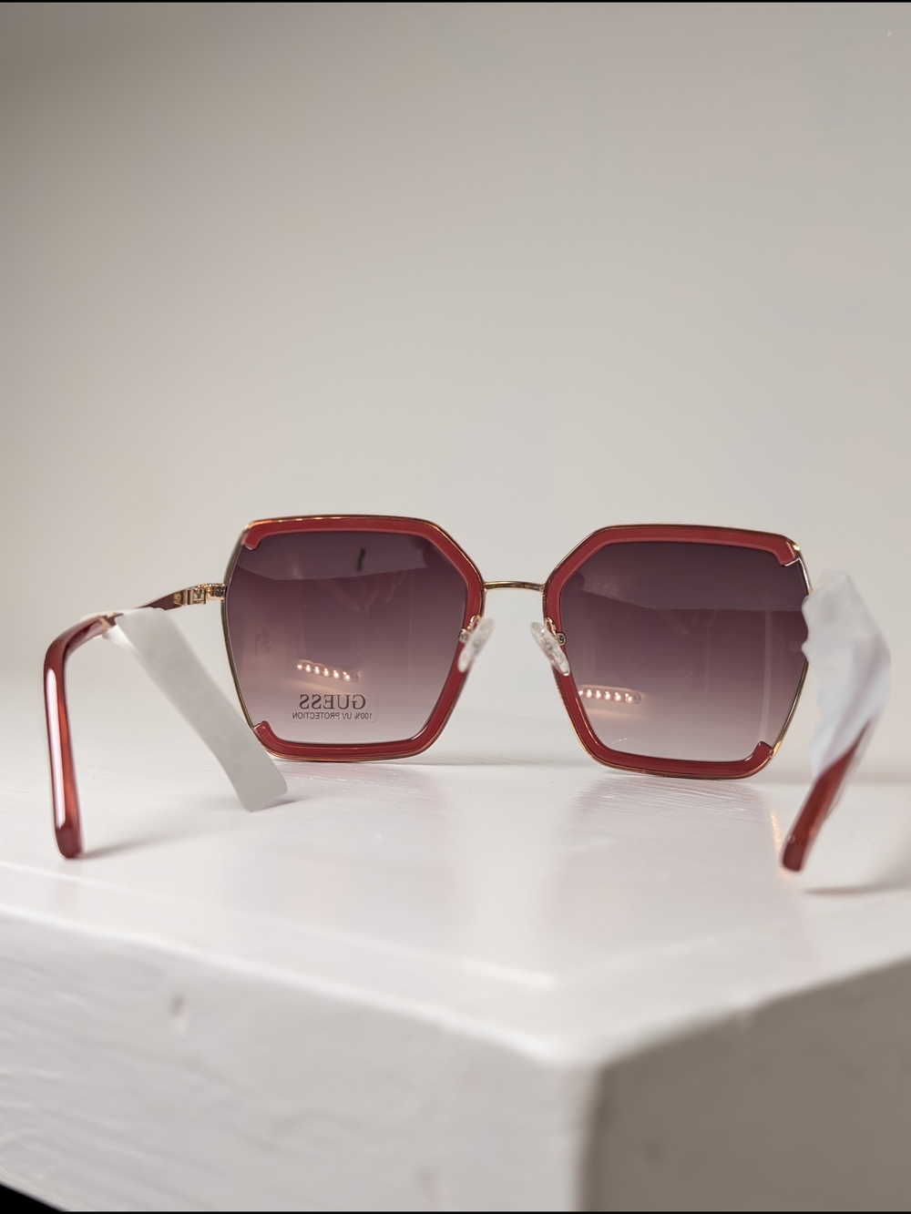 Guess Women's Hexagonal Sunglasses in Burgundy and Gold - Picture 3 of 3
